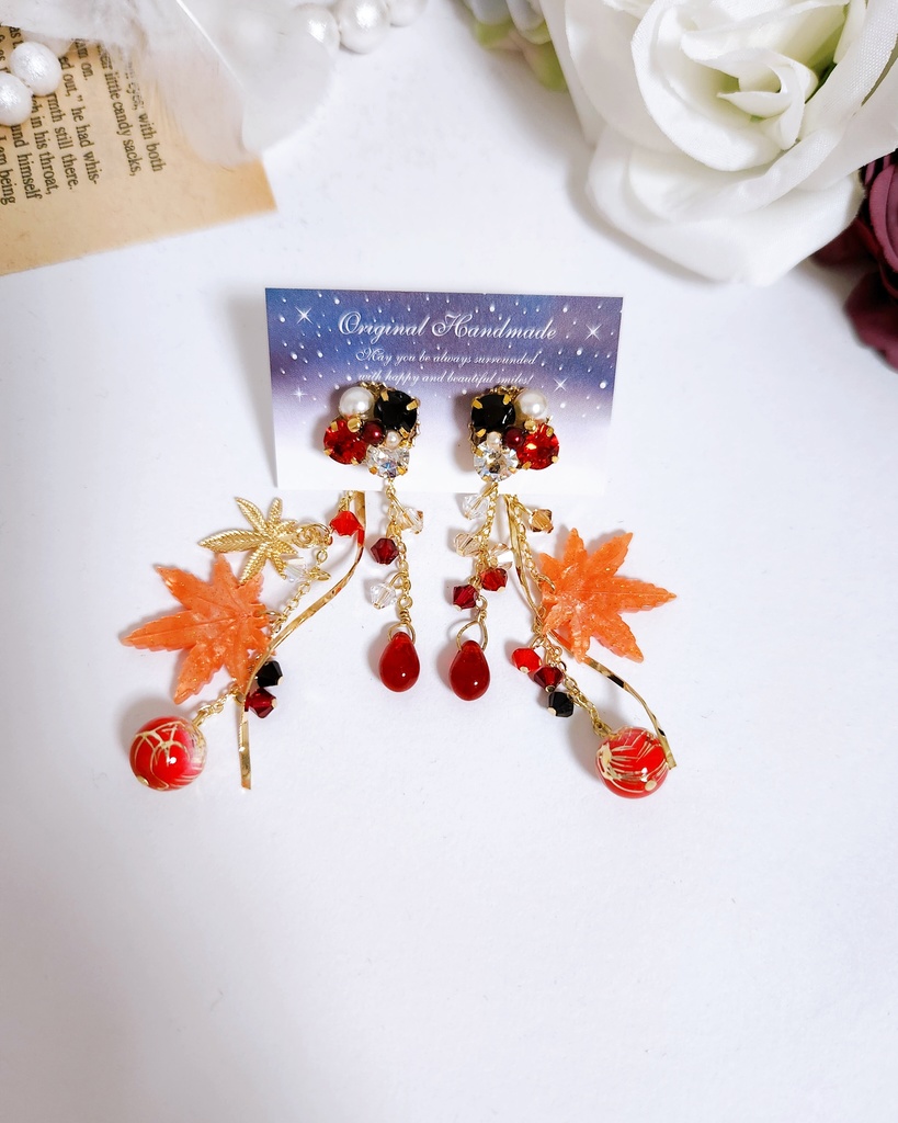 《★再販!!》【辻風】ビジュー&紅葉チャームチェーン 4wayピアス