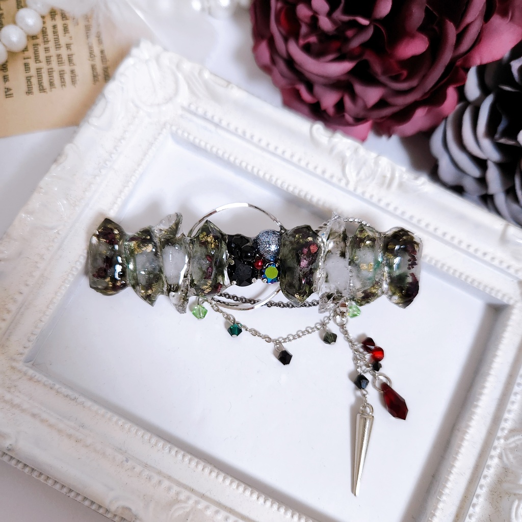 【飛び血鎌】氷の鉱石風 ビジュー 2wayバレッタ -Valletta ver.-