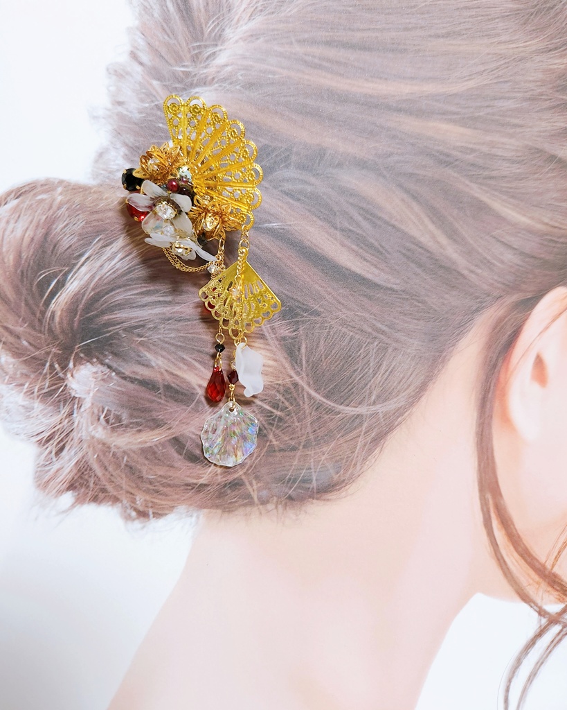 【万世極楽教】ビジューフラワー&ダブル扇子チャーム髪飾り ‐ポニーフック ver.‐