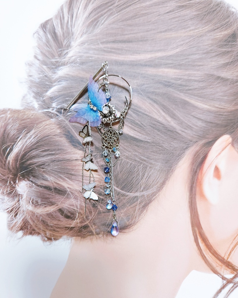 【月夜 -羽ばたき-】蝶々シフォン&蓮の花チャームのかんざし -童しのver.-