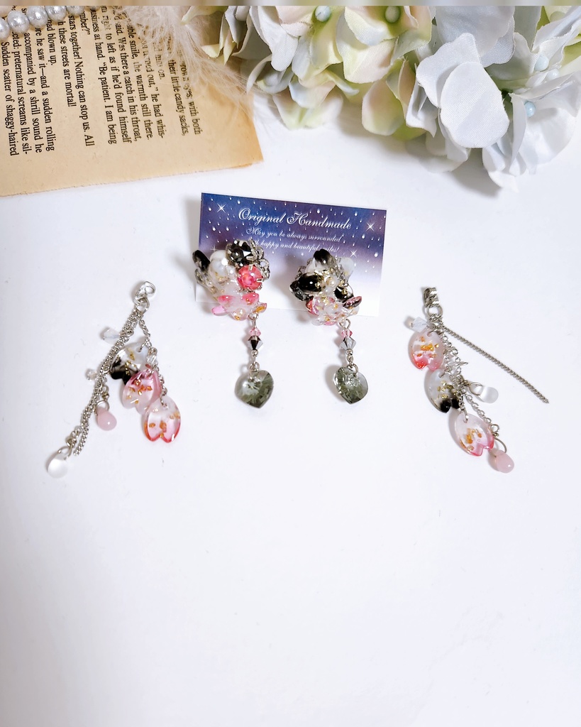 【来世 -君に逢えたら-】桜レジン&ビジュー チェーン 2wayピアス -おばみつver.-