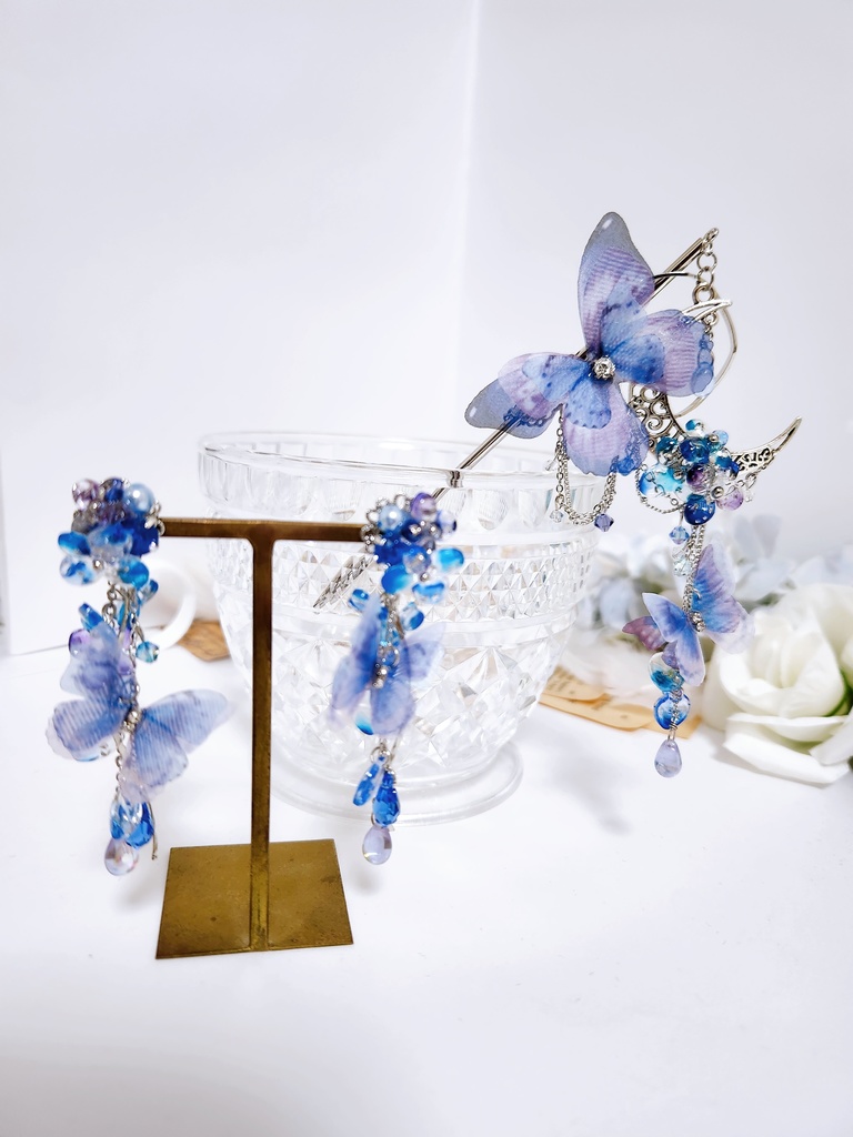 【月雫 -戯れ-】紫陽花&蝶々シフォン ビジューチェーンかんざし  - ぎゆしの 簪 ver. -