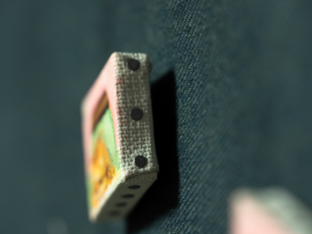 とらピンバッジ