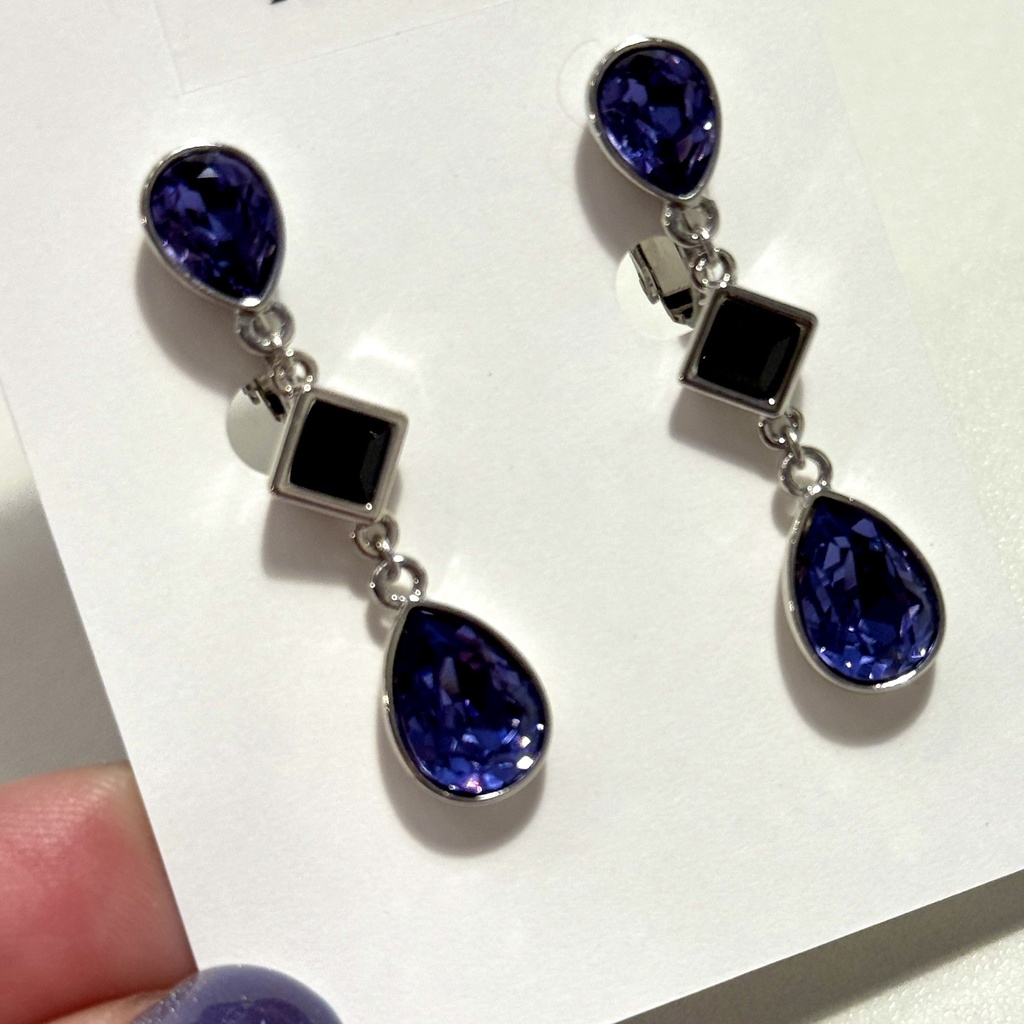 krsbイメージイヤリング（タンザナイト）