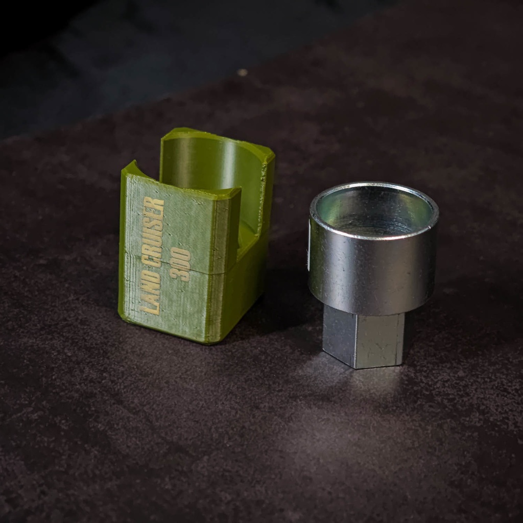 ランクル/アルヴェル用ロックナットアダプター保管ケース