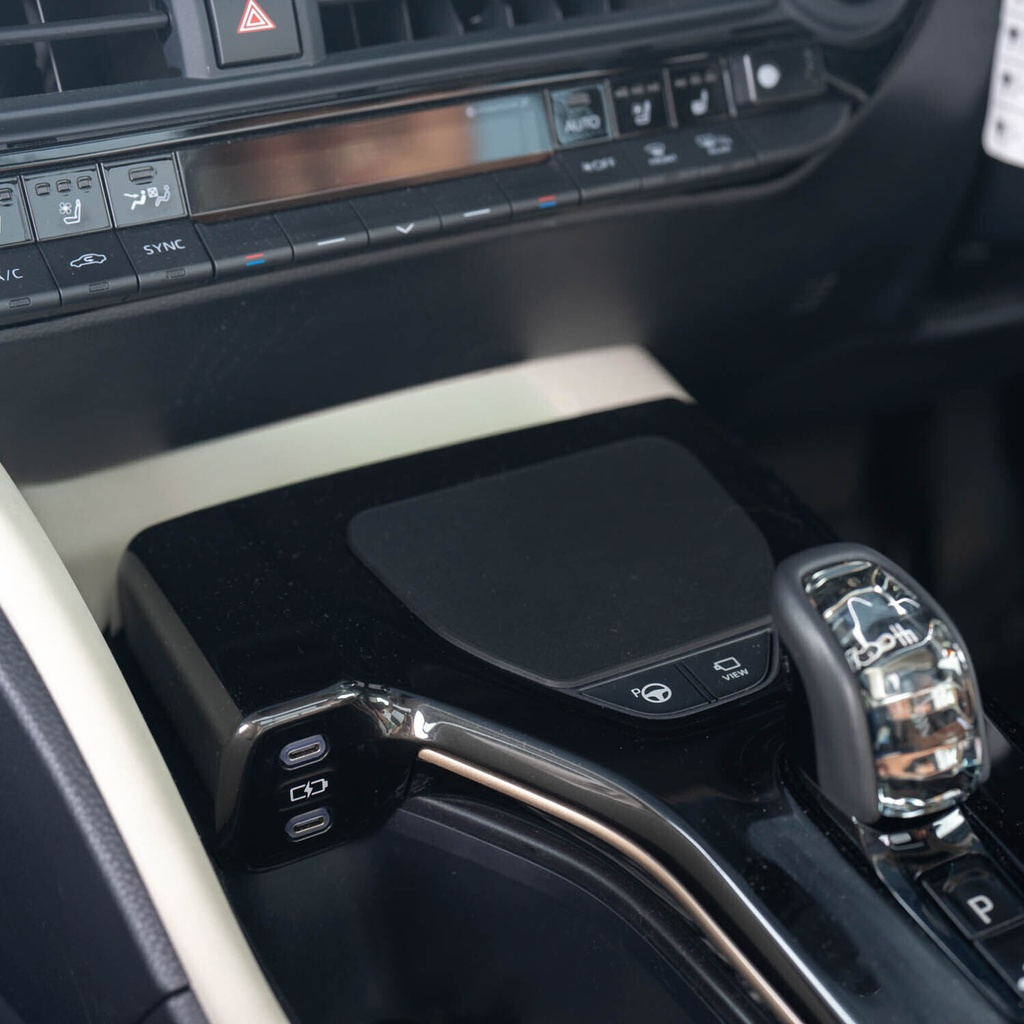 クラウン ワイヤレス充電スロット用フタ