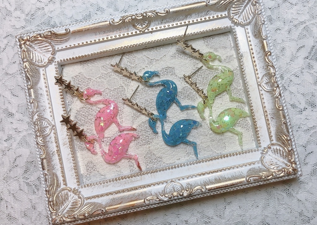 フラミンゴの餌やり当番🍴