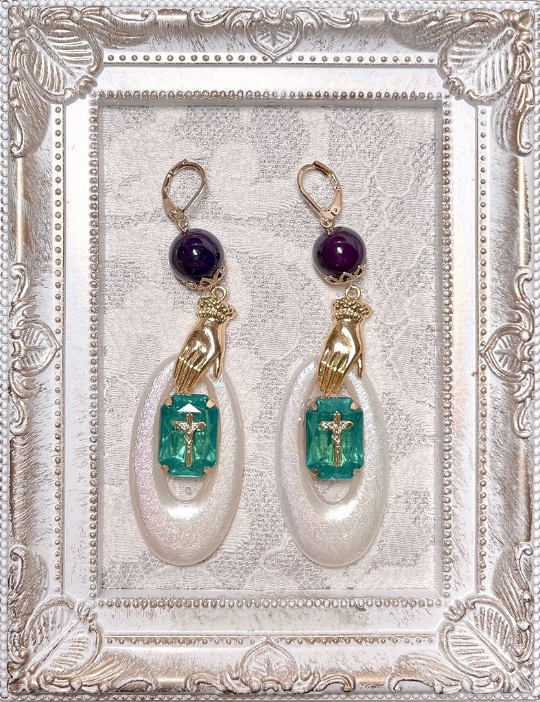 捧げ物の十字架✝️