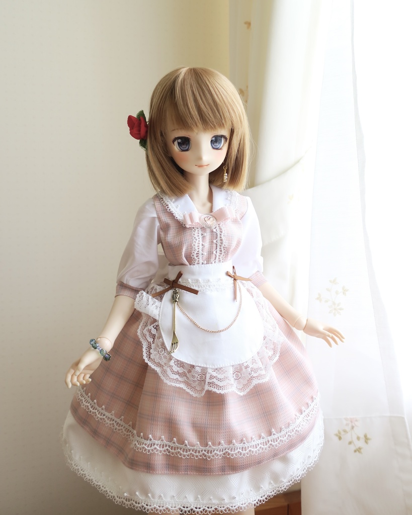 1/3ドールサイズ ピンクのエプロンドレス