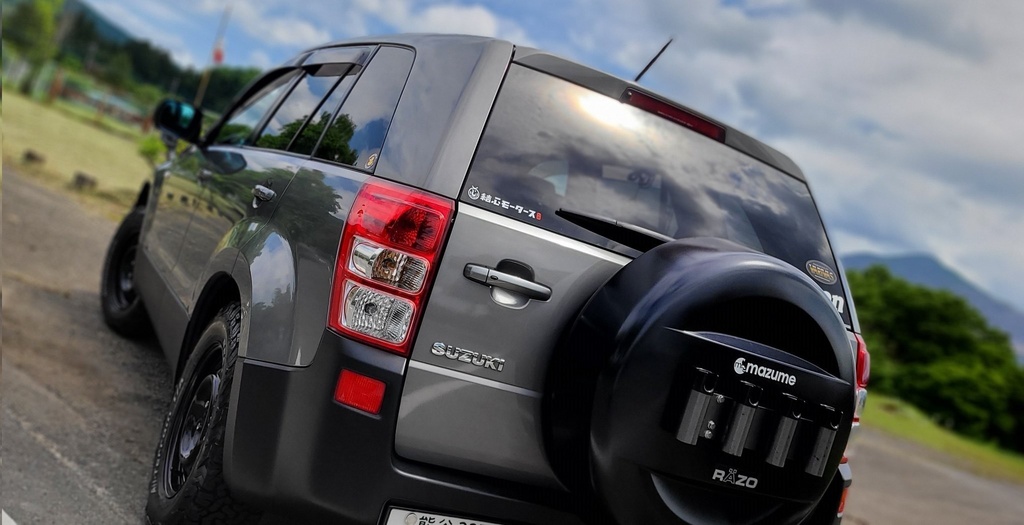 結心モータース 切文字ステッカー