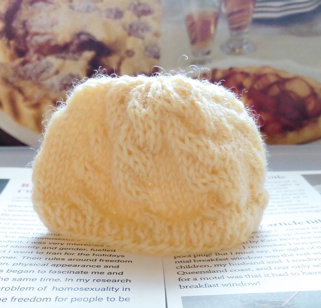 ころっとしたアランニット帽