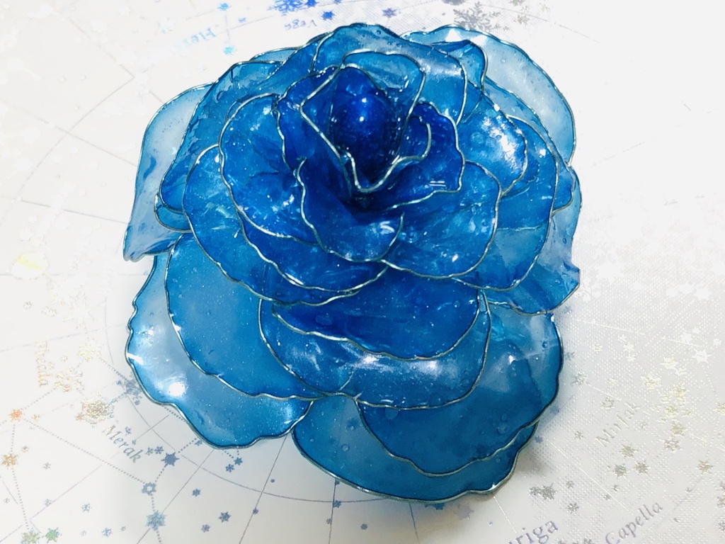 青のバラ クリップ付きコサージュ 山葵屋 BOOTH