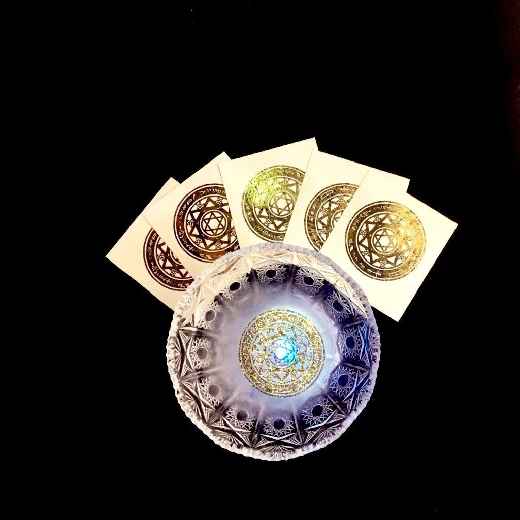 水に浮かべる魔法陣-葉書箱入り-