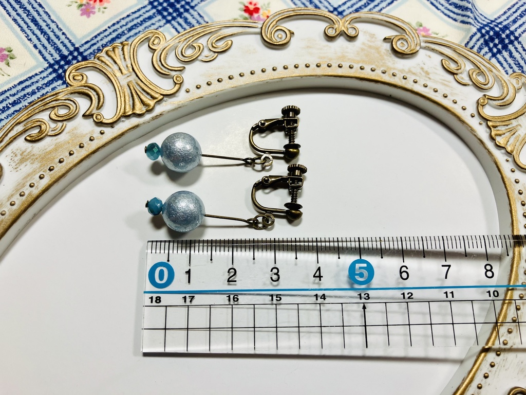 【oldセール】ゆれるイヤリング/ピアス