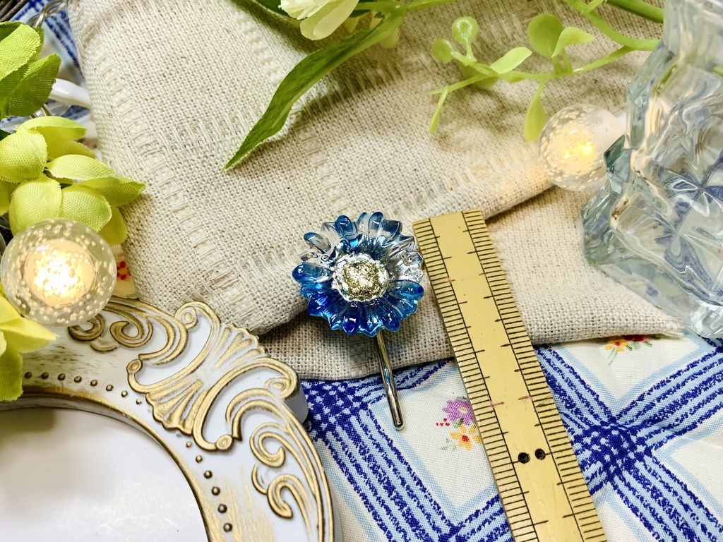 青いお花のポニーフック