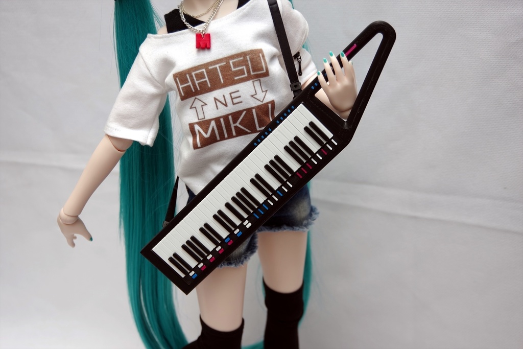 1/3ドールサイズ ショルダーキーボード 「あの楽器」 HM-INNCA1