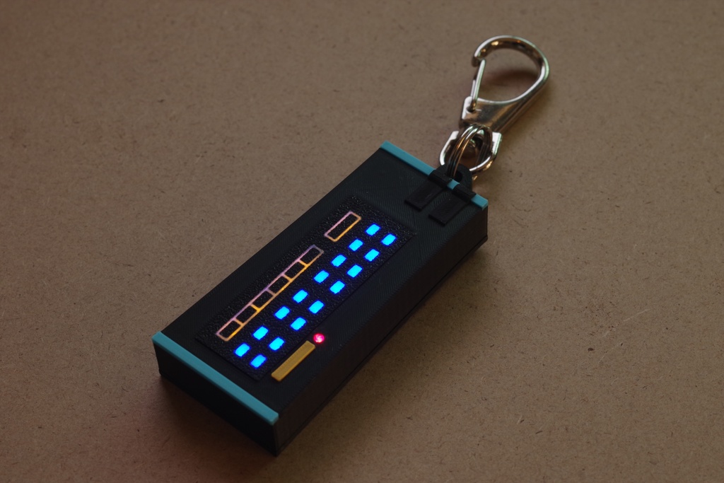 光るアームカバー型キーホルダー HM-EL01