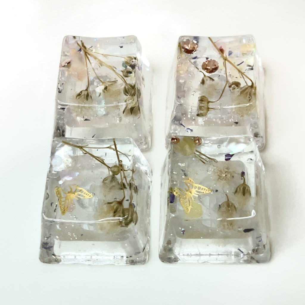 かすみ草入りキーキャップ