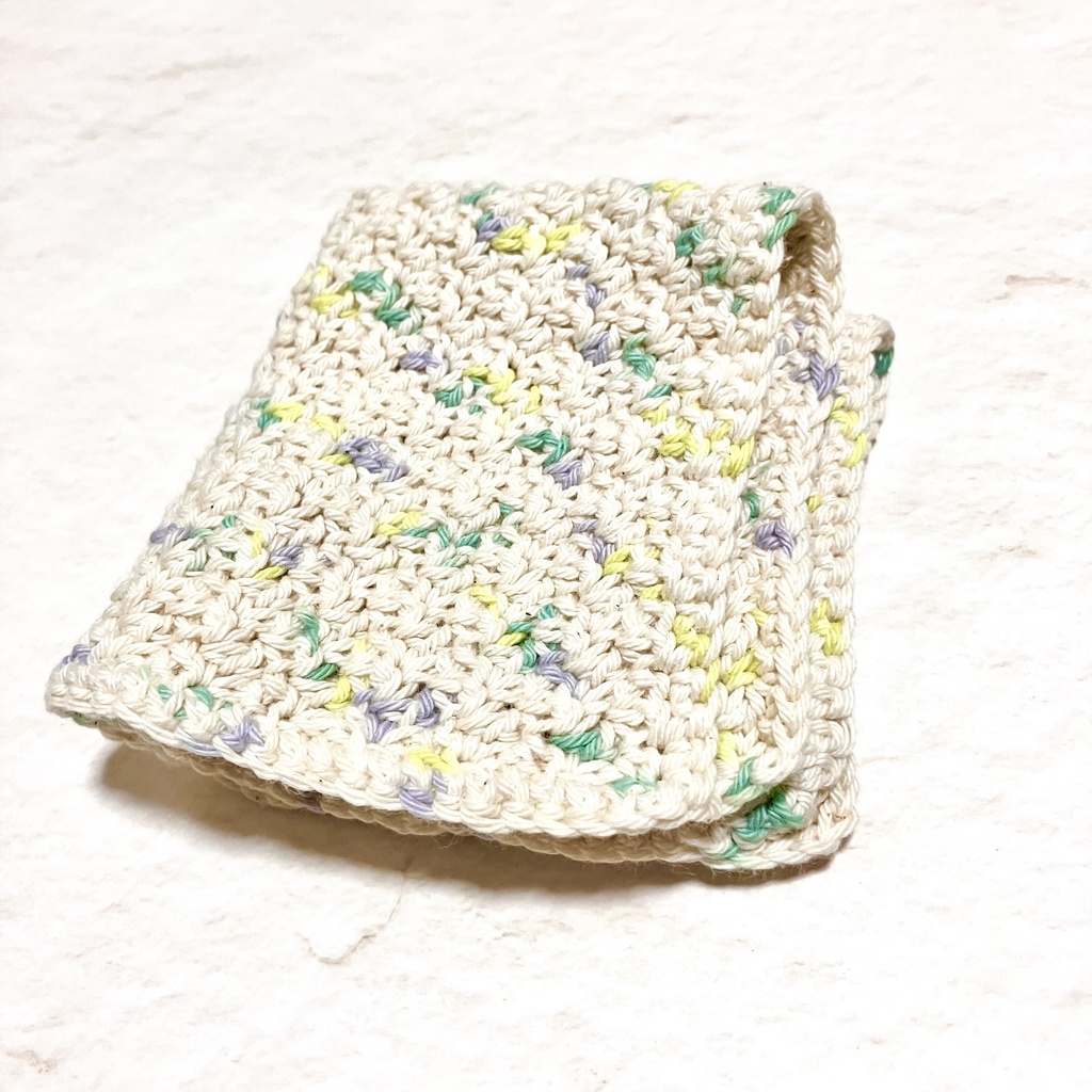 緑のニットのタオル(ニッタオル)