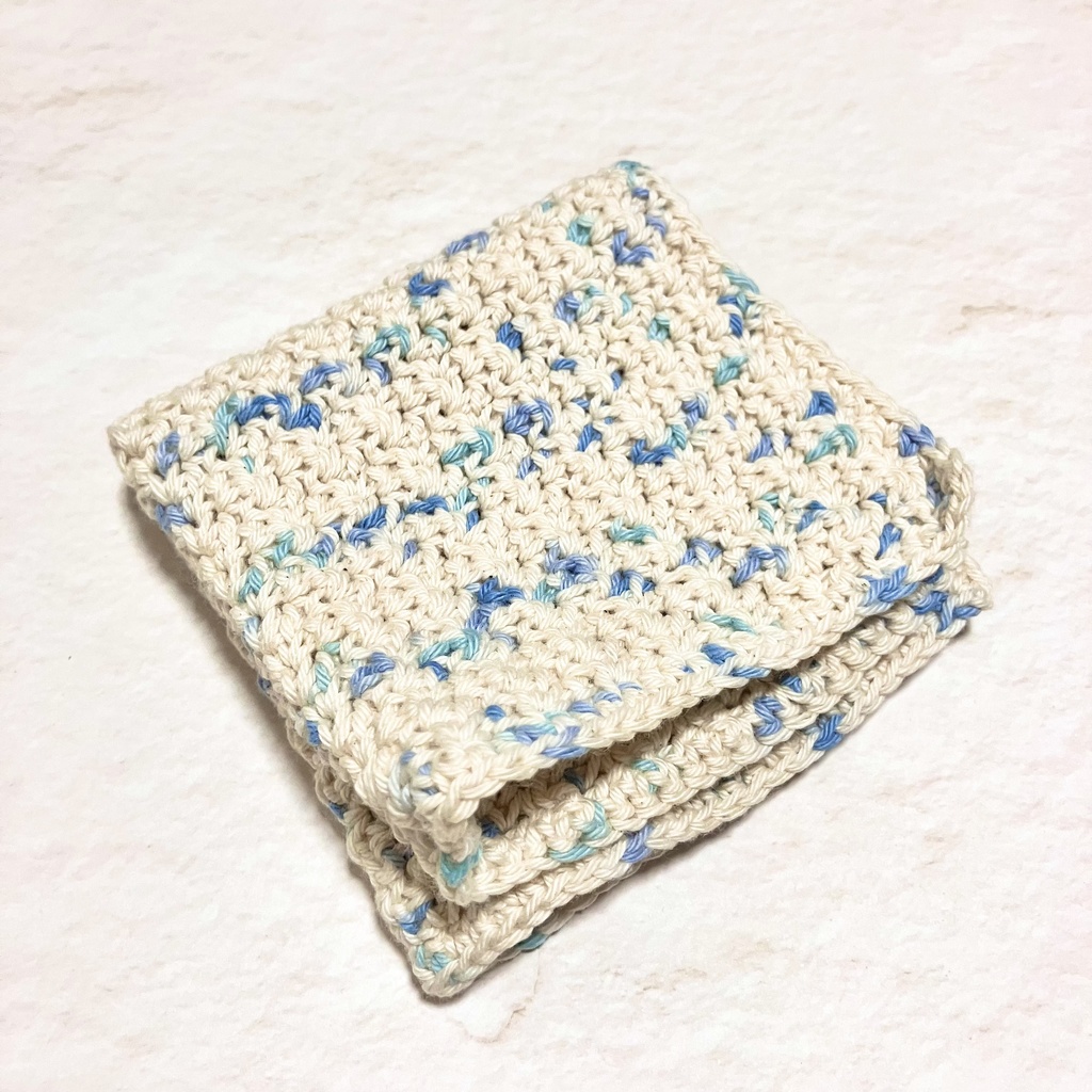 青のニットのタオル(ニッタオル)