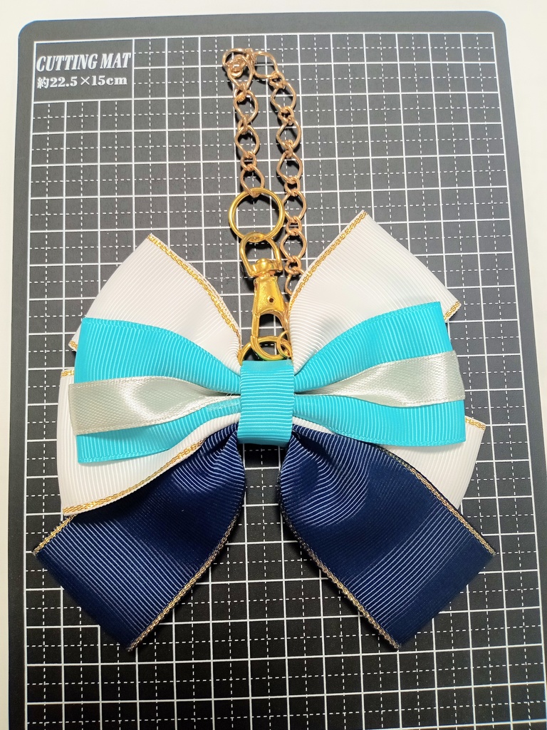 リボン型バッグチャーム