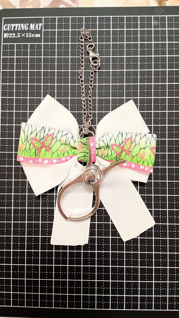 【カナヲ】グローブホルダー