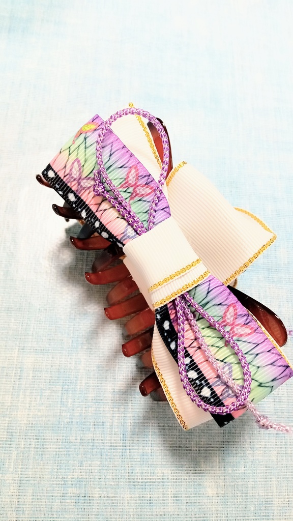 しのぶ ヘアクリップ白