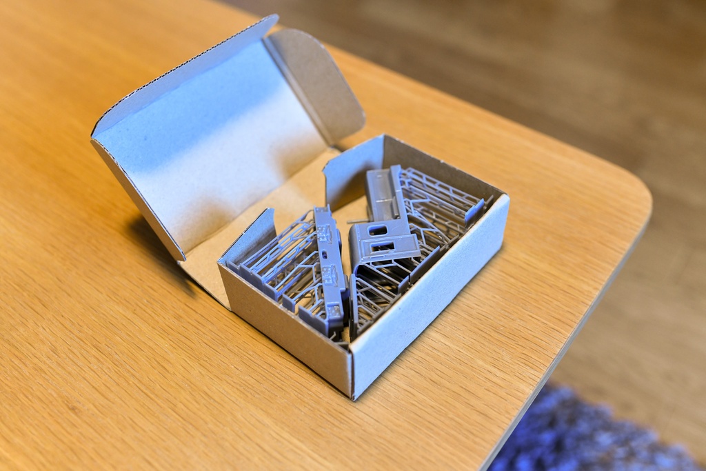 【On30】サカイ4トン風 ディーゼル機関車キット