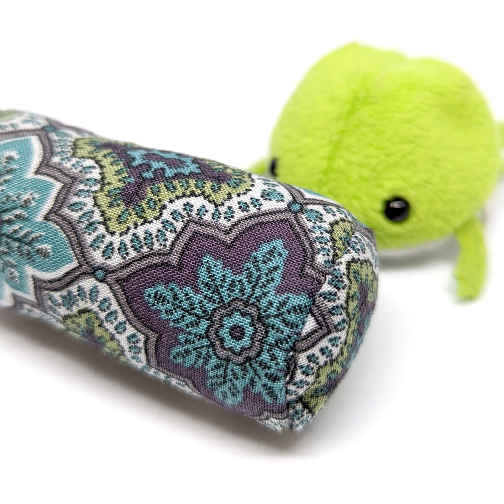 ミニチュアクッション/ボルスター(筒型) イスラム柄アーモンドグリーン