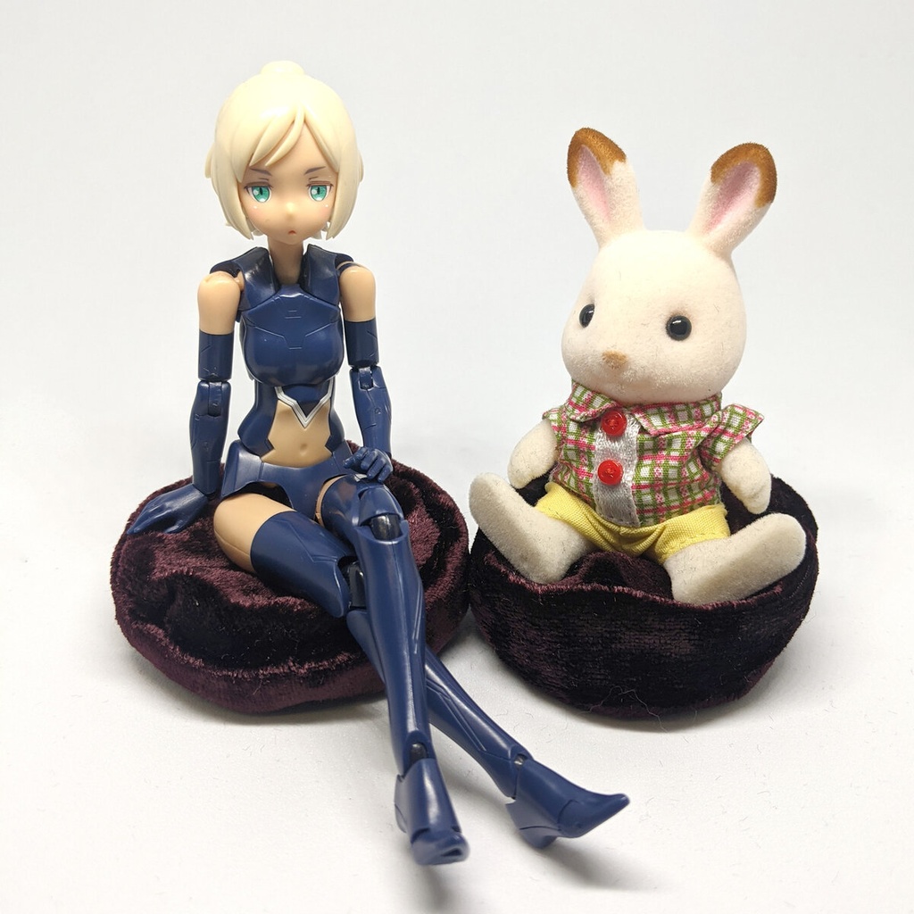 ミニチュアビーズクッション/ラウンド型 ベロア生地ワインレッド・2個