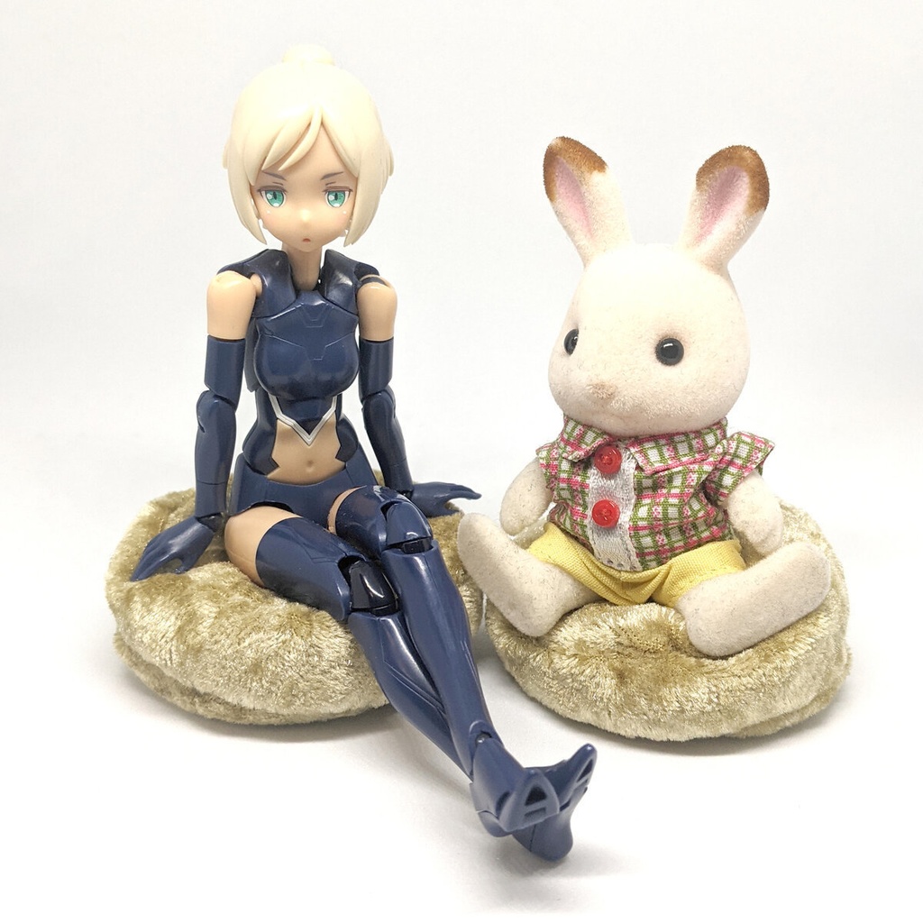 ミニチュアビーズクッション/ラウンド型 ベロア生地ゴールド・2個