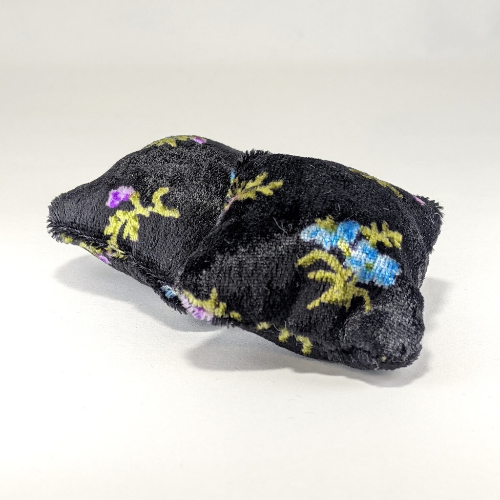 ミニチュアスクエアクッション/ベロア生地 黒色花柄・2個