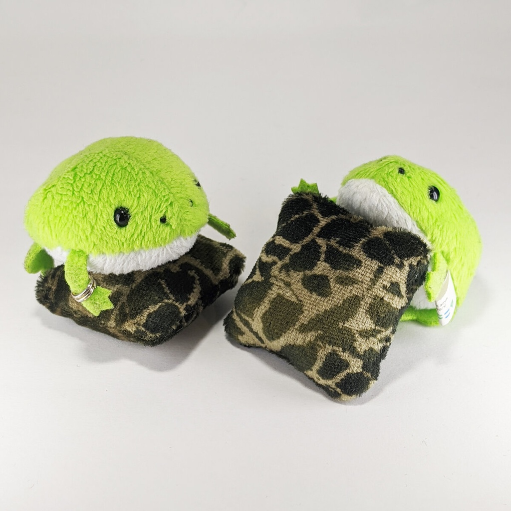 ミニチュアスクエアクッション/ベロア生地 キリン柄 緑色・2個