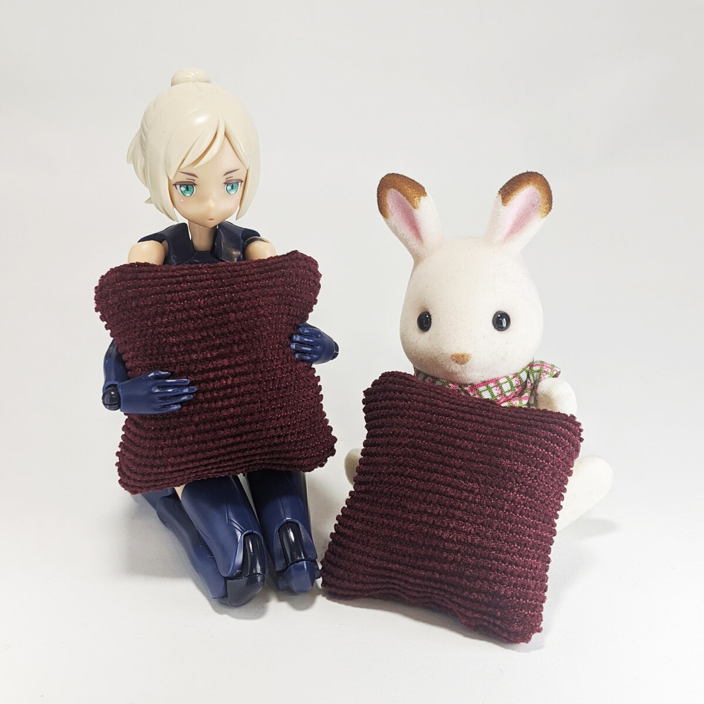 ミニチュアスクエアクッション/コーデュロイ生地 赤・2個