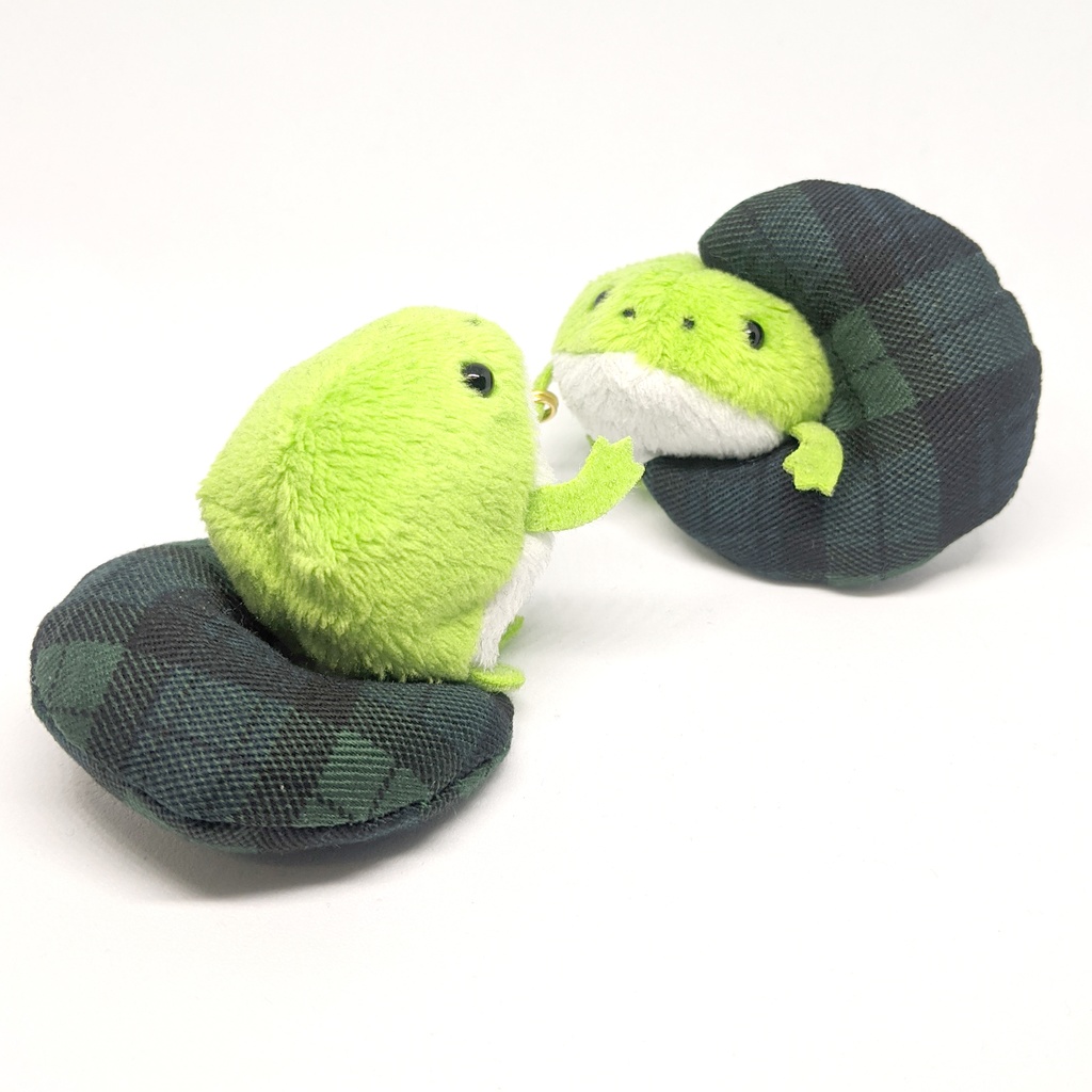 ミニチュア月型クッション/チェック柄 緑色・2個