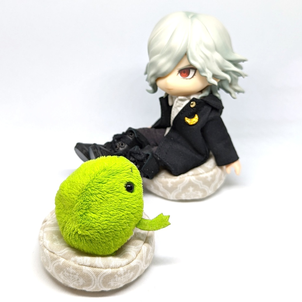 ミニチュアビーズクッション/ラウンド型 ダマスク柄 ライトブラウン・2個