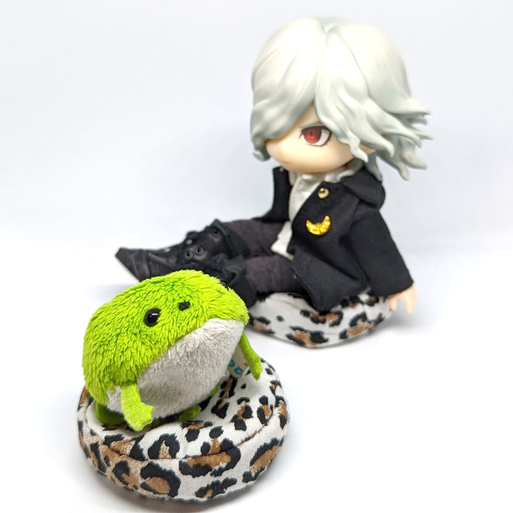 ミニチュアビーズクッション/ラウンド型 ヒョウ柄・ホワイトブラウン・2個