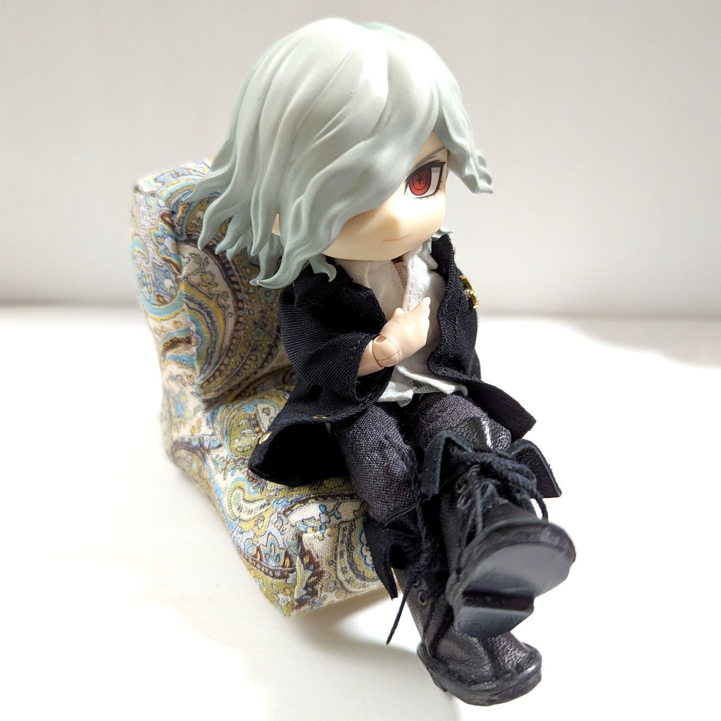 ミニチュアソファ(1/12サイズ向け) A