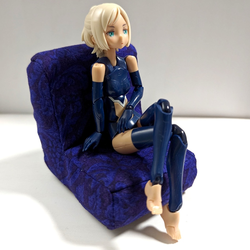 ミニチュアソファ(1/12サイズ向け) A