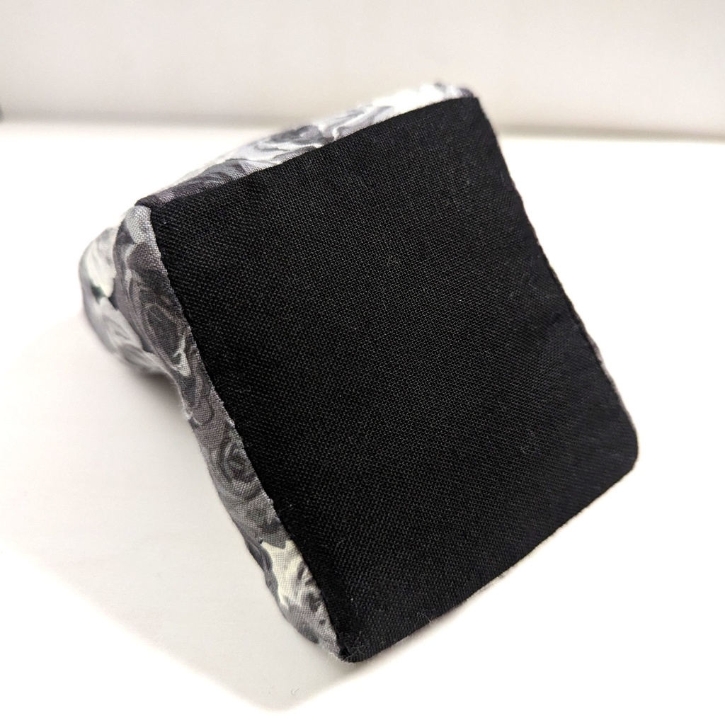 ミニチュアソファ(1/12サイズ向け) A