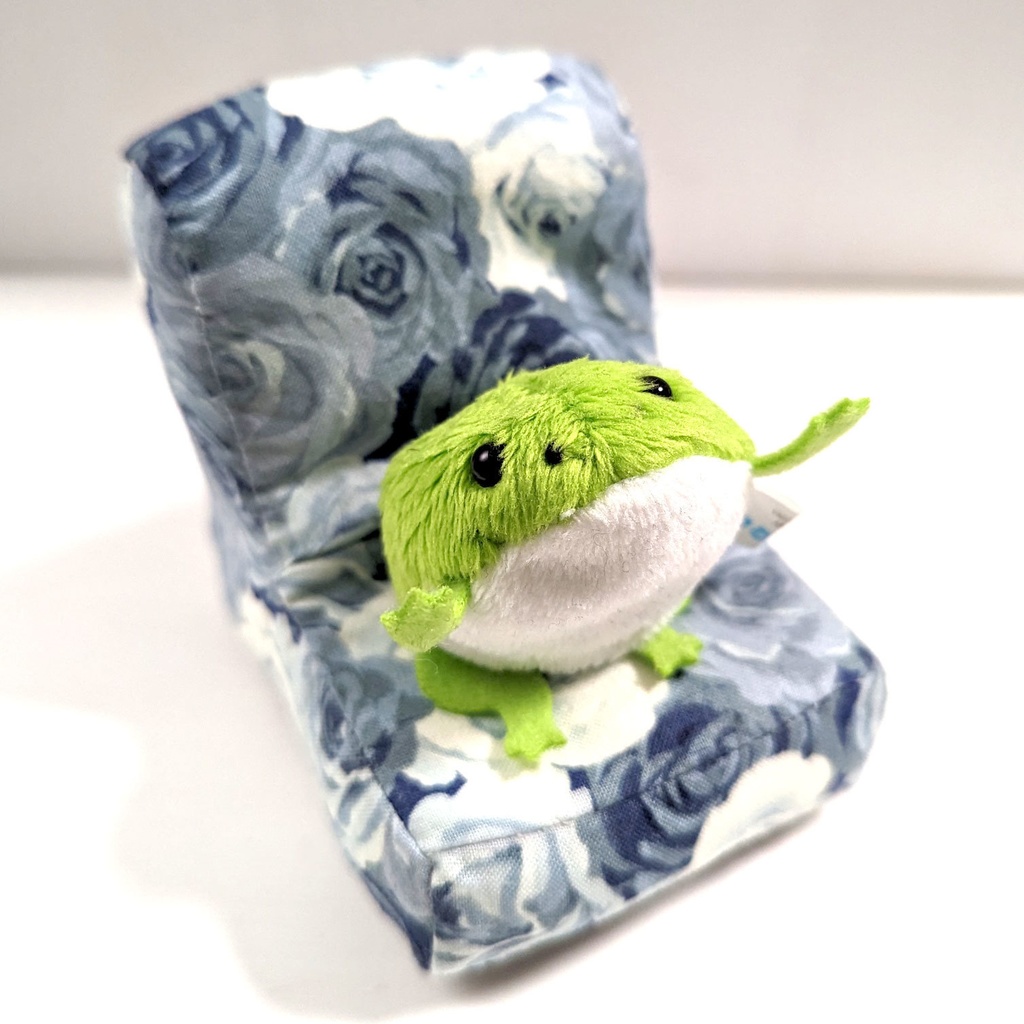 ミニチュアソファ(1/12サイズ向け) A