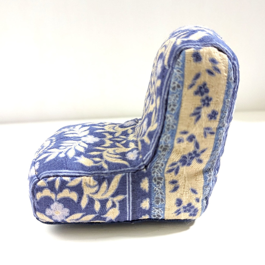 ミニチュアソファ(1/12サイズ向け) A