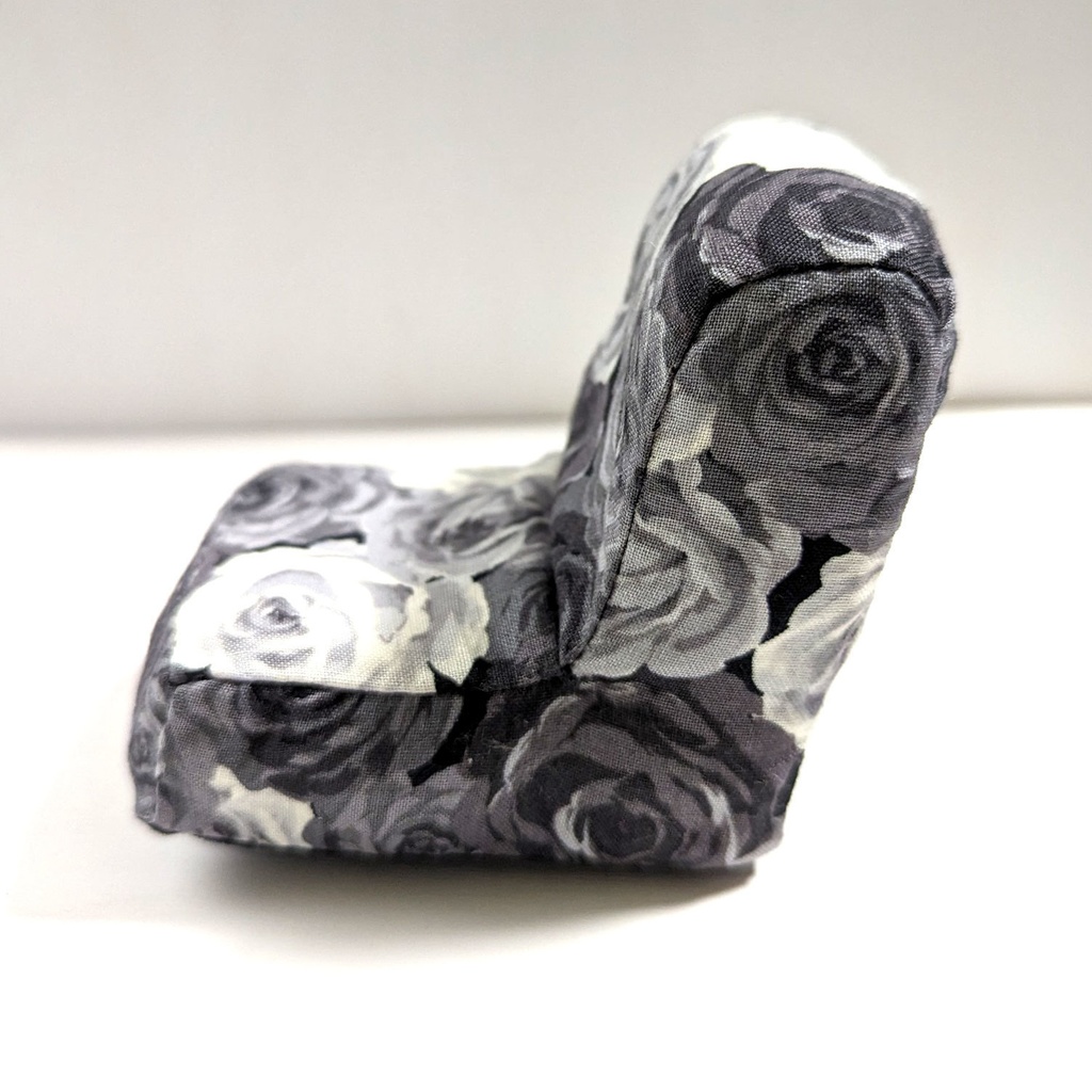 ミニチュアソファ(1/12サイズ向け) A