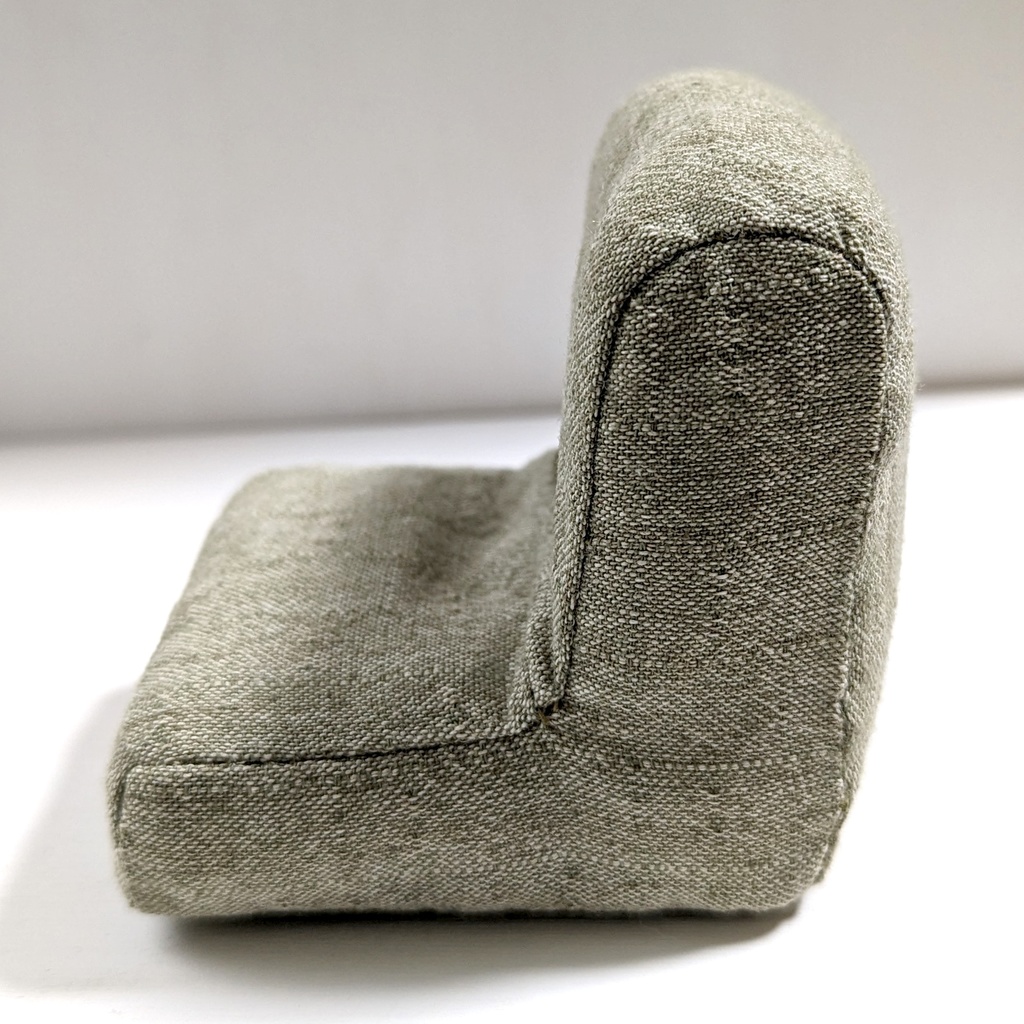 ミニチュアソファ(1/12サイズ向け) B