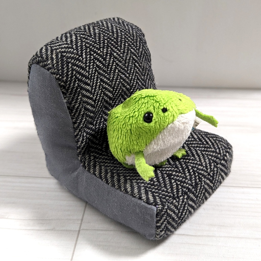 ミニチュアソファ(1/12サイズ向け) B