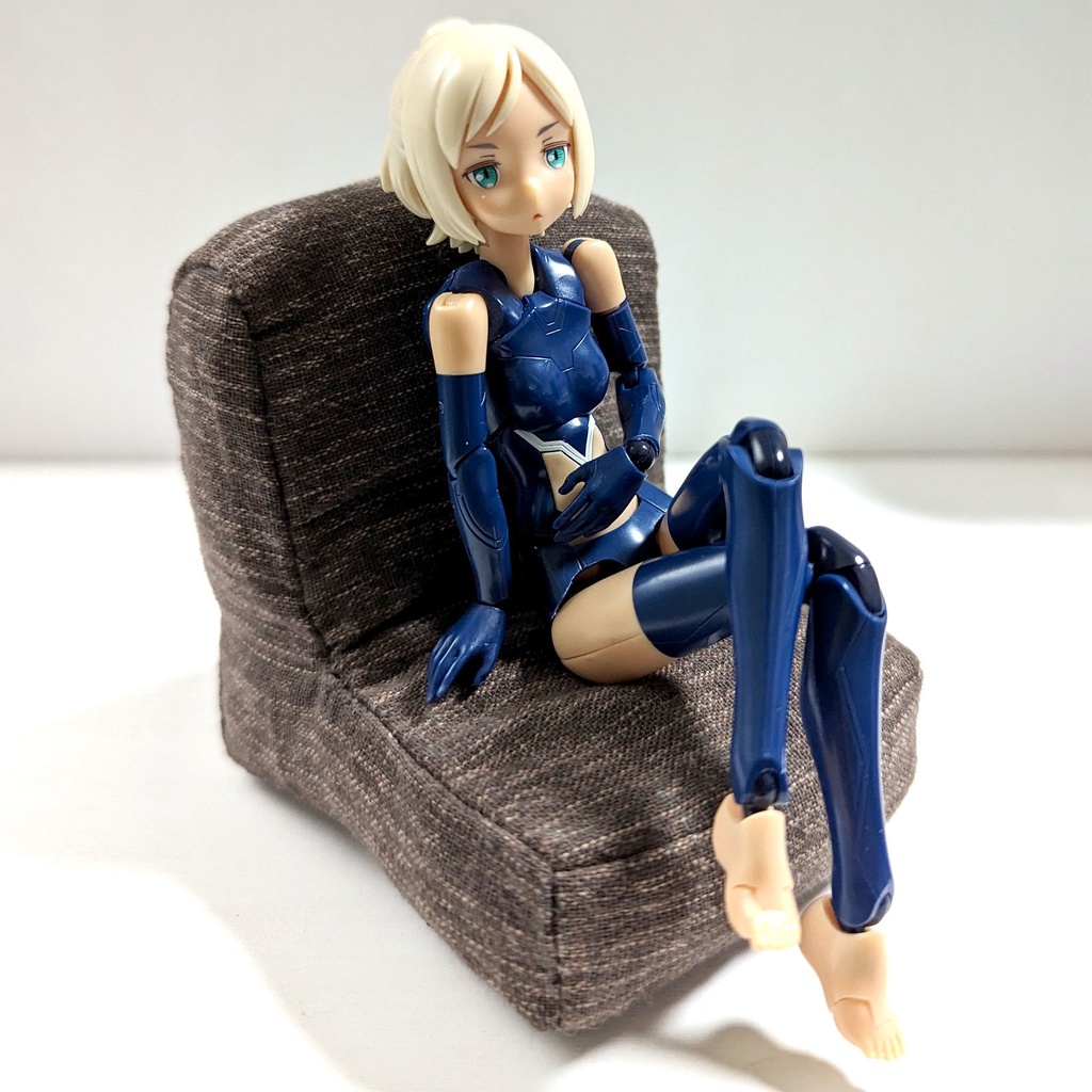 ミニチュアソファ(1/12サイズ向け) B