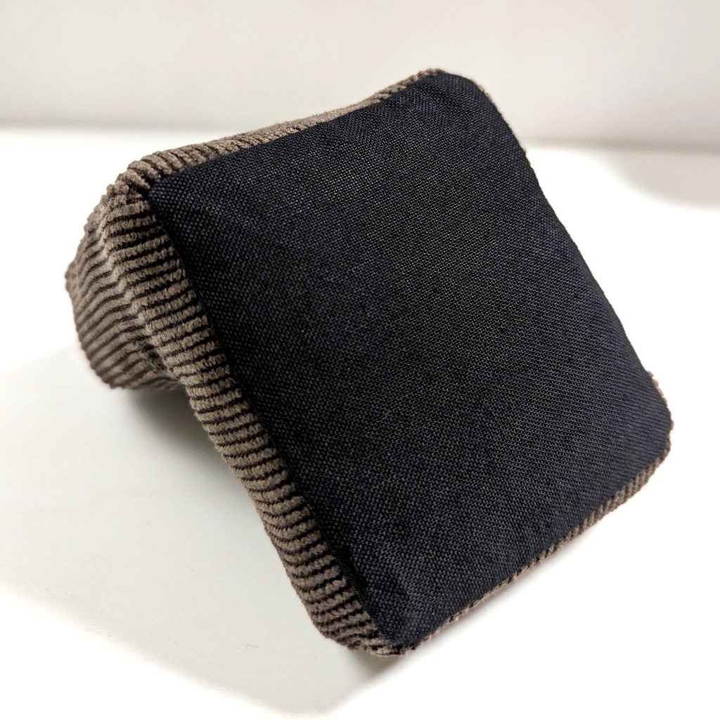 ミニチュアソファ(1/12サイズ向け) B