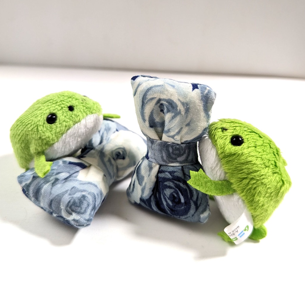 ミニチュアリボンクッション/薔薇柄・青・2個