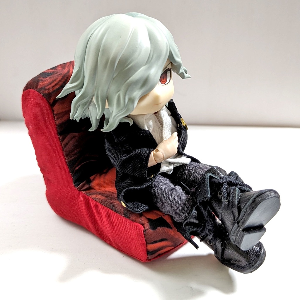 ミニチュアソファ(1/12サイズ向け) C