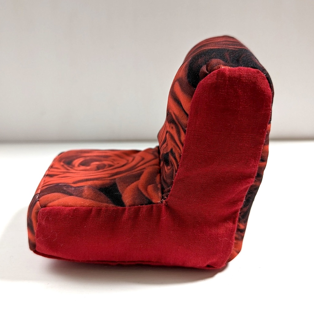 ミニチュアソファ(1/12サイズ向け) C